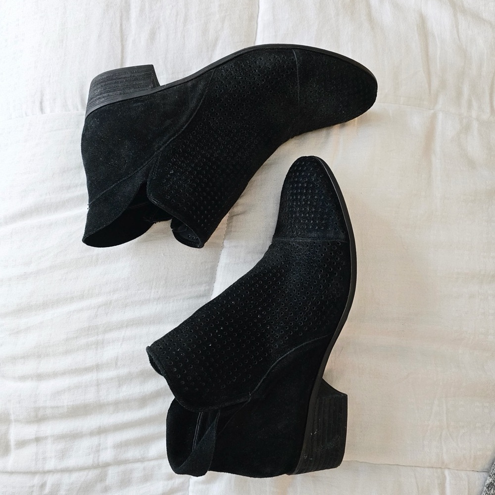 Pamina Black Suede Ankle Boots 9.5